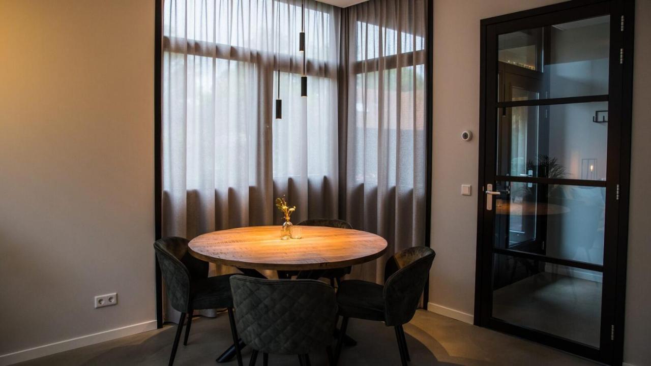 Chalet Holidayhome 4 Persons - Kon Emmaweg 26 'uitspanning Oranjezon' Vrouwenpolder