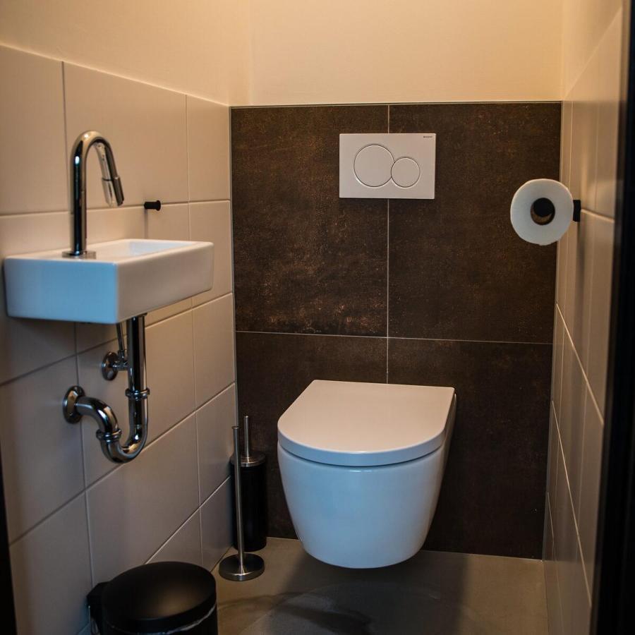 Holidayhome 4 Persons - Kon Emmaweg 26 'uitspanning Oranjezon' Vrouwenpolder